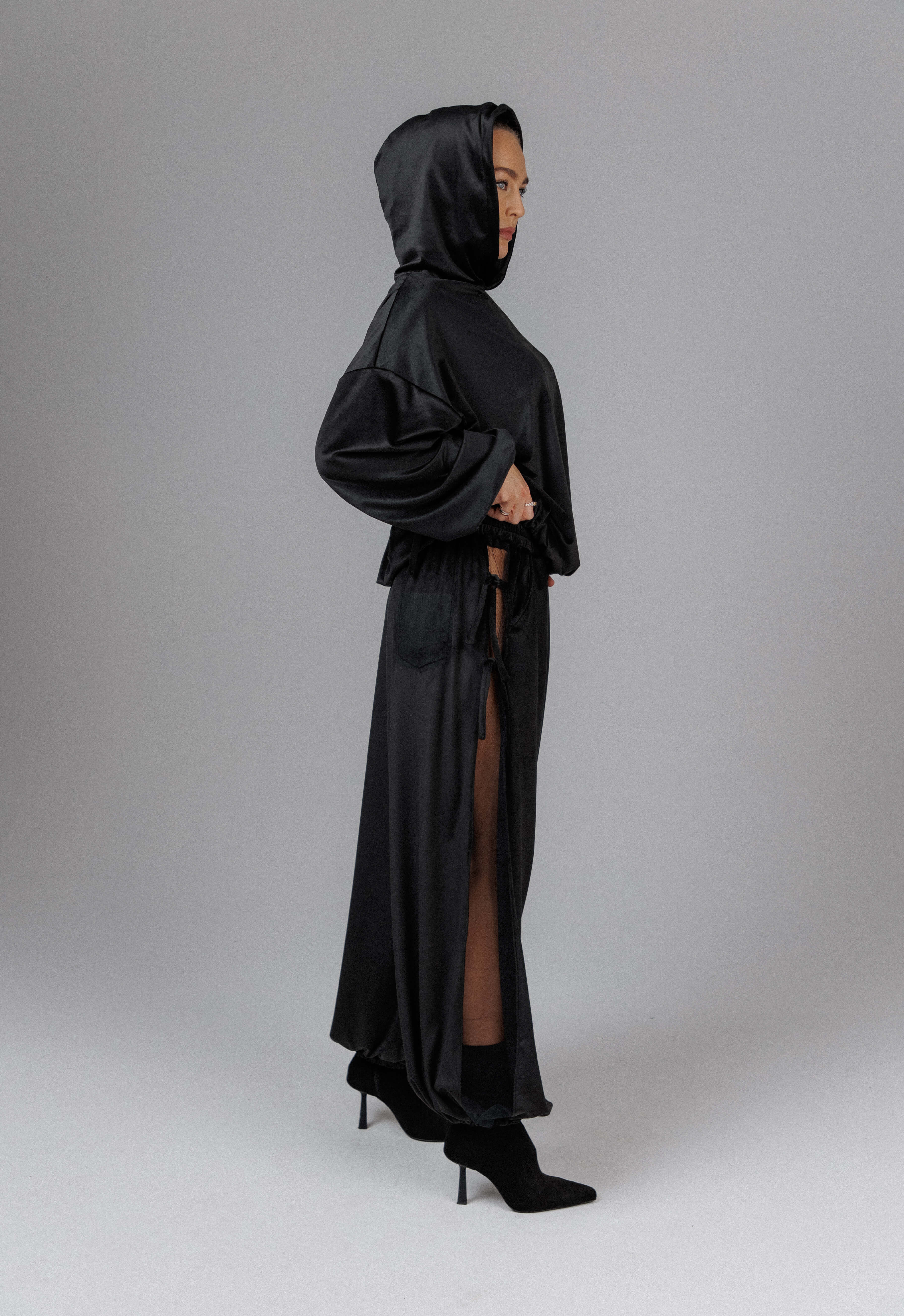 Eclipse Women's Cozy Velvet Set - Image 10