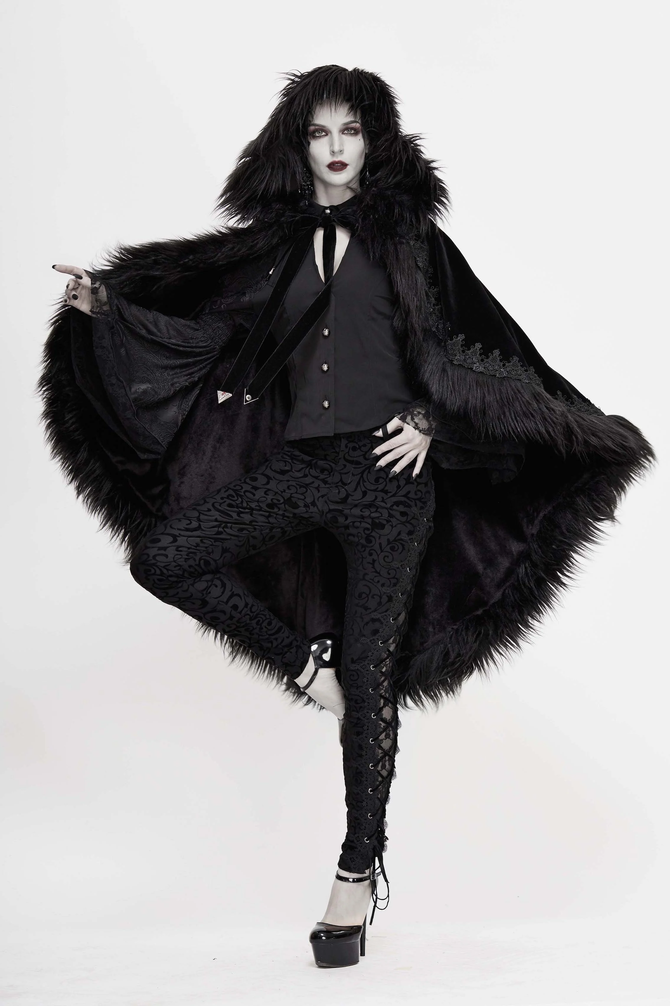 The Goth Fox Cloak - Image 3